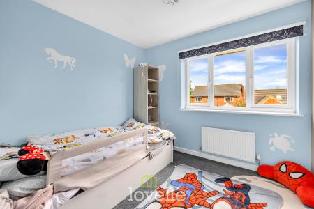 4 bedroom Detached house for sale in Wyndham Road, New Waltham, DN36