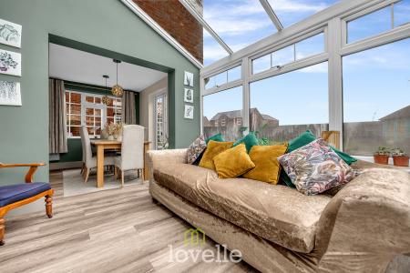 6 bedroom Detached house for sale in Cassbrook Drive, Fulstow, LN11