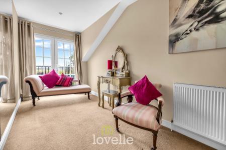 6 bedroom Detached house for sale in Cassbrook Drive, Fulstow, LN11