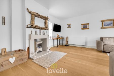 4 bedroom Detached house for sale in The Birches, Humberston, DN36