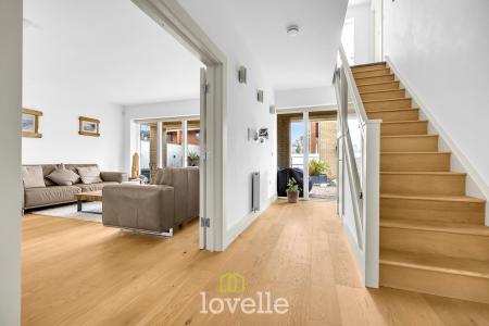 4 bedroom Detached house for sale in The Birches, Humberston, DN36