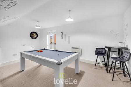 4 bedroom Detached house for sale in The Birches, Humberston, DN36