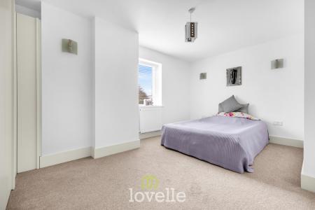 4 bedroom Detached house for sale in The Birches, Humberston, DN36