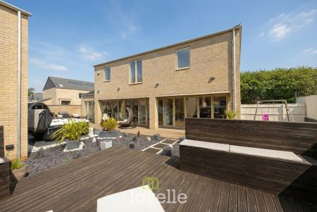 4 bedroom Detached house for sale in The Birches, Humberston, DN36