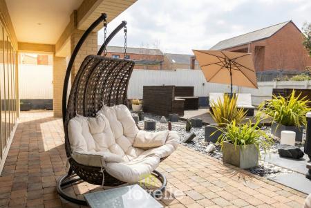 4 bedroom Detached house for sale in The Birches, Humberston, DN36