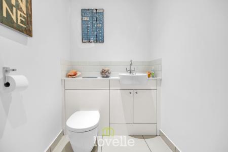 4 bedroom Detached house for sale in The Birches, Humberston, DN36