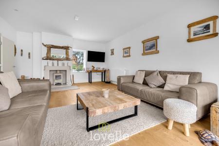 4 bedroom Detached house for sale in The Birches, Humberston, DN36