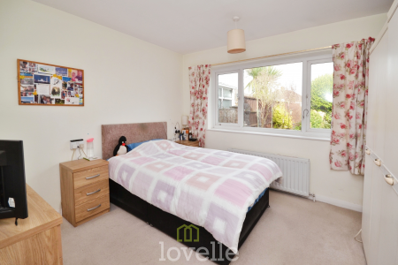 2 bedroom Semi-detached bungalow for sale in Marquis Avenue, New Waltham, DN36