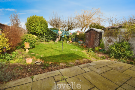 2 bedroom Semi-detached bungalow for sale in Marquis Avenue, New Waltham, DN36