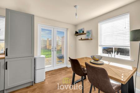 3 bedroom Semi-detached house for sale in Binbrook Drive, New Waltham, DN36