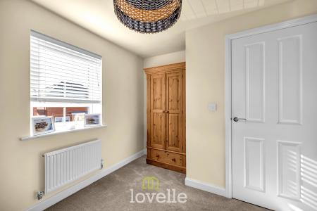 3 bedroom Semi-detached house for sale in Binbrook Drive, New Waltham, DN36