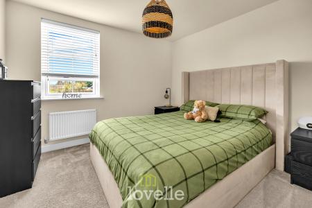 3 bedroom Semi-detached house for sale in Binbrook Drive, New Waltham, DN36