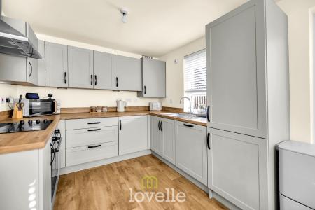 3 bedroom Semi-detached house for sale in Binbrook Drive, New Waltham, DN36