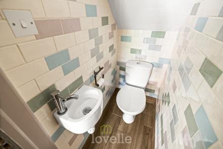 4 bedroom Semi-detached house for sale in Westlands Avenue, Tetney, DN36