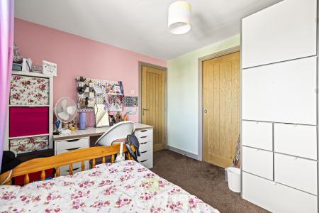 4 bedroom Semi-detached house for sale in Westlands Avenue, Tetney, DN36