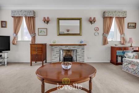 3 bedroom Detached house for sale in Hardys Road, Cleethorpes, DN35