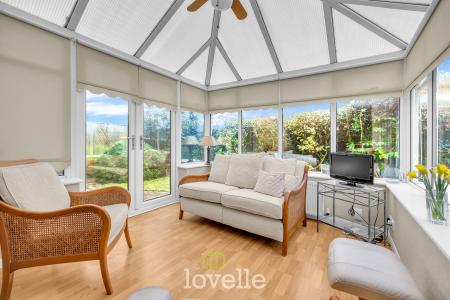 3 bedroom Detached house for sale in Hardys Road, Cleethorpes, DN35