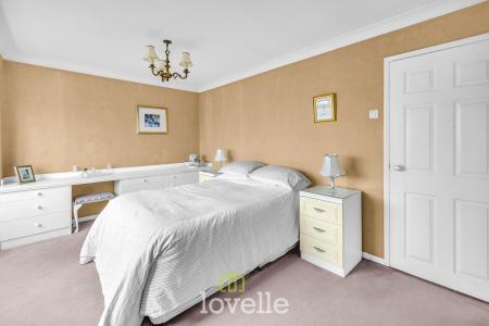 3 bedroom Detached house for sale in Hardys Road, Cleethorpes, DN35