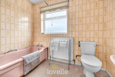 3 bedroom Detached house for sale in Hardys Road, Cleethorpes, DN35