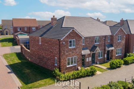 3 bedroom House for sale in Honningsvaag Close, New Waltham, DN36