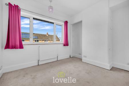 2 bedroom Terraced House for sale in Marsh Way, North Cotes, DN36