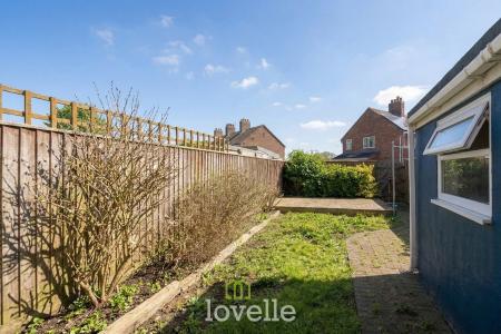 2 bedroom Terraced House for sale in Marsh Way, North Cotes, DN36