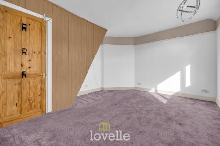 2 bedroom Terraced House for sale in Marsh Way, North Cotes, DN36