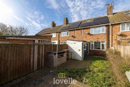 2 bedroom Terraced House for sale in Marsh Way, North Cotes, DN36