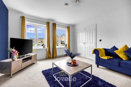 5 bedroom Detached house for sale in Albertross Drive, Humberston, DN36