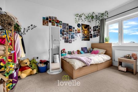 5 bedroom Detached house for sale in Albertross Drive, Humberston, DN36