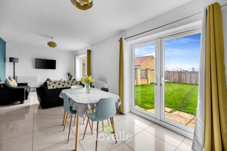 5 bedroom Detached house for sale in Albertross Drive, Humberston, DN36