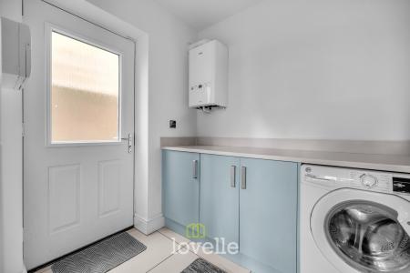 5 bedroom Detached house for sale in Albertross Drive, Humberston, DN36