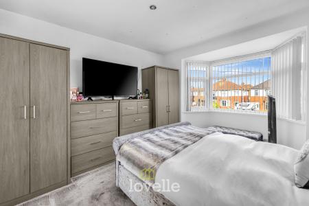 3 bedroom Semi-detached house for sale in Parris Place, Cleethorpes, DN35