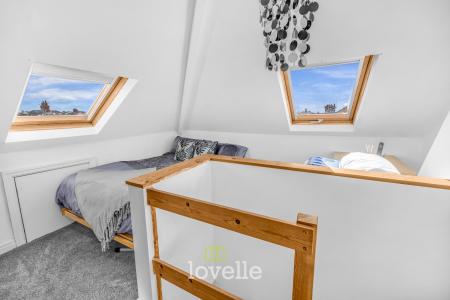 3 bedroom Semi-detached house for sale in Parris Place, Cleethorpes, DN35