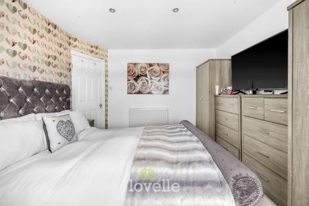 3 bedroom Semi-detached house for sale in Parris Place, Cleethorpes, DN35