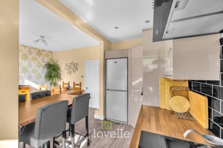 3 bedroom Semi-detached house for sale in Parris Place, Cleethorpes, DN35