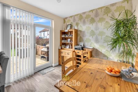 3 bedroom Semi-detached house for sale in Parris Place, Cleethorpes, DN35