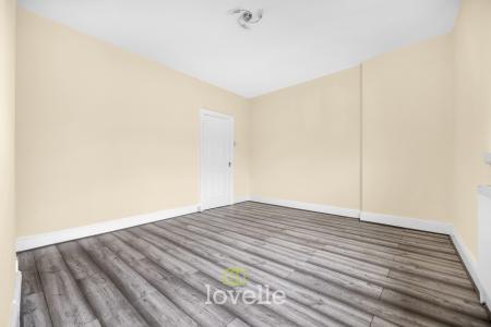 3 bedroom Terraced House for sale in Harrington Street, Cleethorpes, DN35