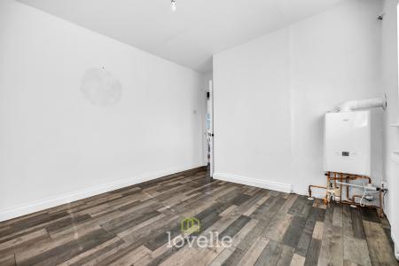 3 bedroom Terraced House for sale in School Walk, Cleethorpes, DN35