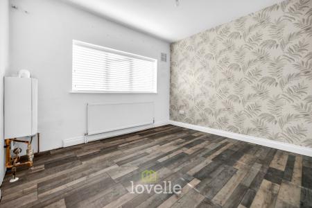 3 bedroom Terraced House for sale in School Walk, Cleethorpes, DN35