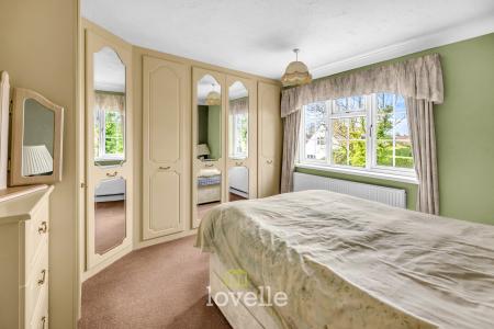 4 bedroom Detached house for sale in Walk Lane, Humberston, DN36