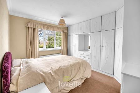 4 bedroom Detached house for sale in Walk Lane, Humberston, DN36