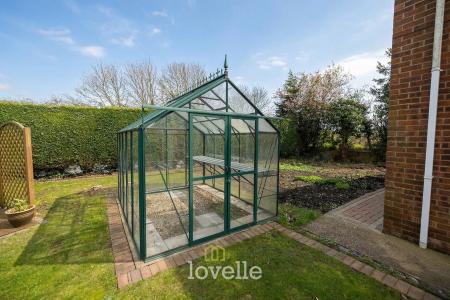 4 bedroom Detached house for sale in Walk Lane, Humberston, DN36