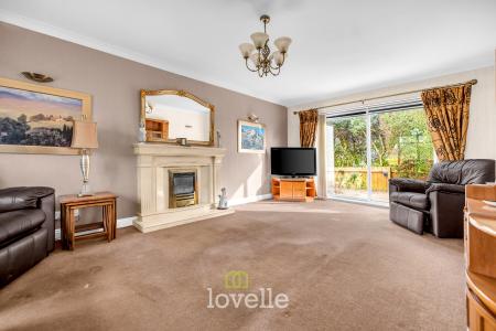 4 bedroom Detached house for sale in Walk Lane, Humberston, DN36