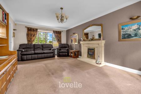 4 bedroom Detached house for sale in Walk Lane, Humberston, DN36