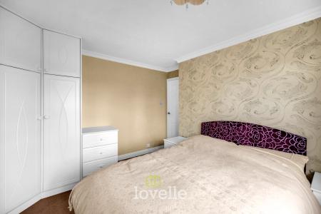 4 bedroom Detached house for sale in Walk Lane, Humberston, DN36