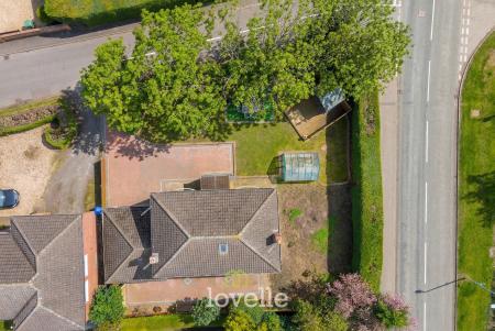 4 bedroom Detached house for sale in Walk Lane, Humberston, DN36