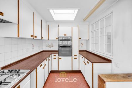 4 bedroom Semi-detached house for sale in Thoresby Road, Tetney, DN36