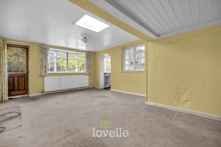 4 bedroom Semi-detached house for sale in Thoresby Road, Tetney, DN36