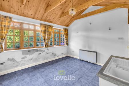 4 bedroom Semi-detached house for sale in Thoresby Road, Tetney, DN36